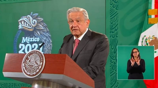 AMLO afirma que México saldrá adelante tras el sismo.