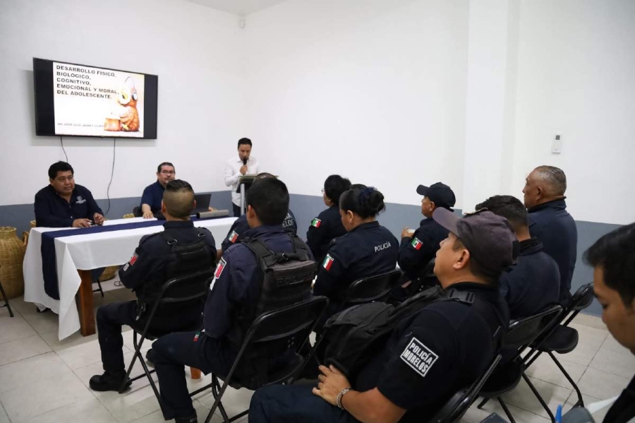 Capacitan a policías de Coatetelco en actuación y detención de adolescentes