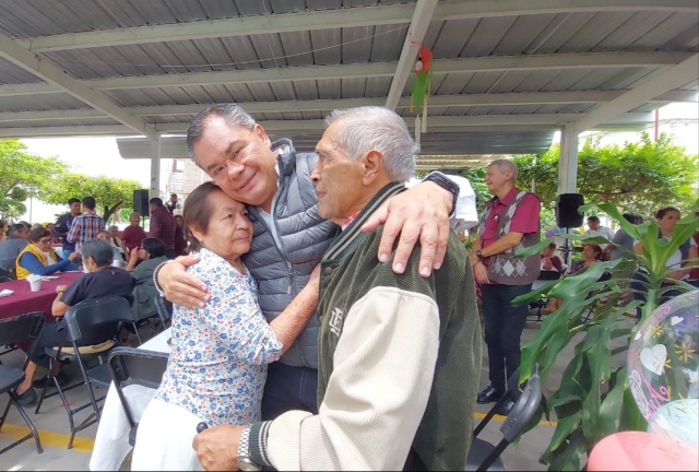 Adultos mayores, indispensables para la construcción del tejido social: alcalde Rafael Reyes