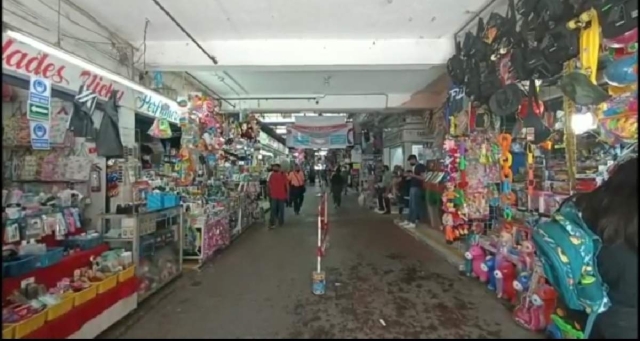 Con las medidas se busca disminuir el riesgo de contagio entre comerciantes y compradores.
