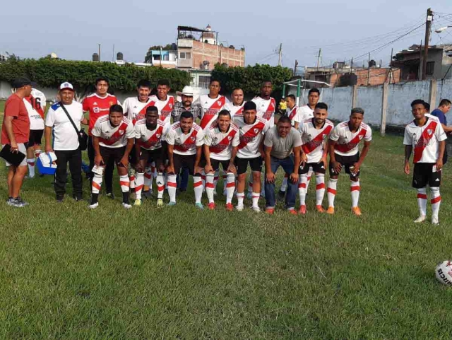 San Lorenzo Tlayacapan SBS ganó 4-1 al Acatlipa Jr., en suelo temixquense.