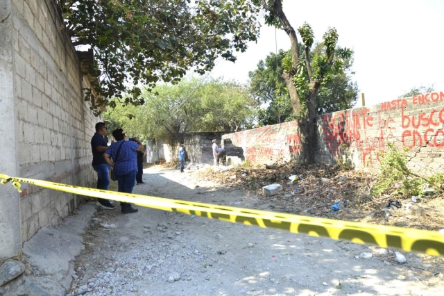 La diligencia comenz&oacute; con la demolici&oacute;n de parte de la barda perimetral del pante&oacute;n. 