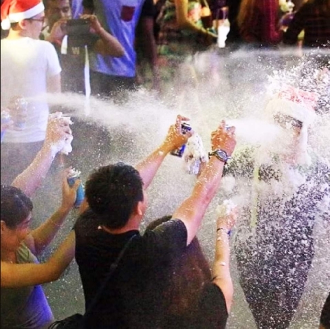 Puente de Ixtla proh&iacute;be espuma en aerosol durante actos c&iacute;vicos