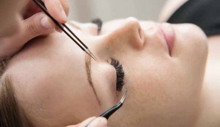Eye Love Lashes