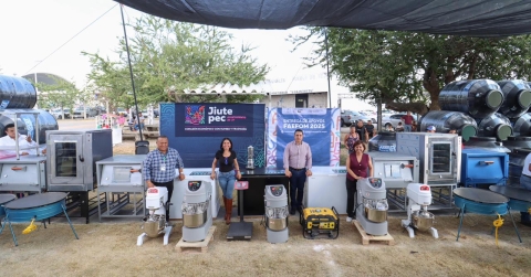 Realiza alcalde &Eacute;der Rodr&iacute;guez Casillas onceva entrega al sector agropecuario y econ&oacute;mico de Jiutepec