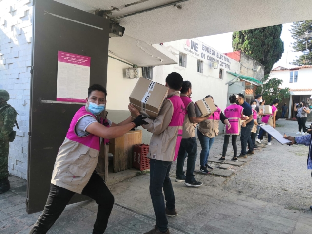 Llegan a Morelos papeletas para la jornada de Revocación de Mandato
