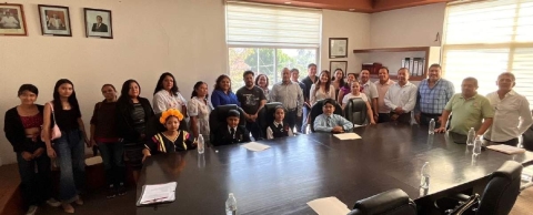 Dos de los cuatro menores resultaron seleccionados para representar a Tlaltizap&aacute;n en el parlamento infantil.