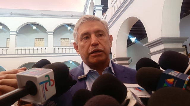 Solicit&oacute; Ayuntamiento de Cuernavaca a l&iacute;deres de comerciantes entrega de padr&oacute;n de semifijos