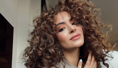 Recupera la forma de tus rizos con esta mascarilla casera fácil y efectiva