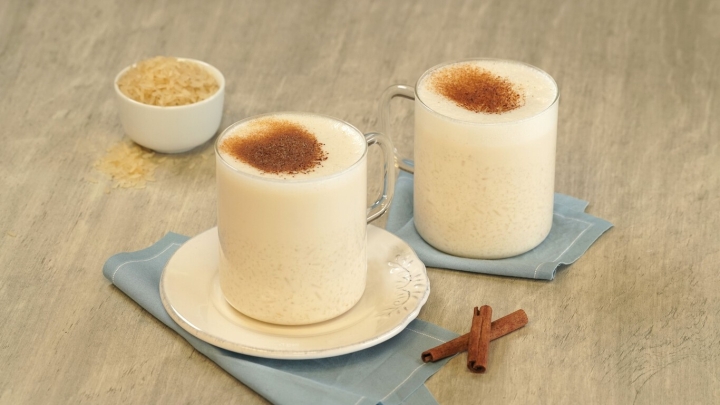 Combate el frío con atole de arroz con leche: Receta y tradición