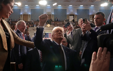 Trump recibe carta de Zelenski sobre negociaciones de paz con Rusia