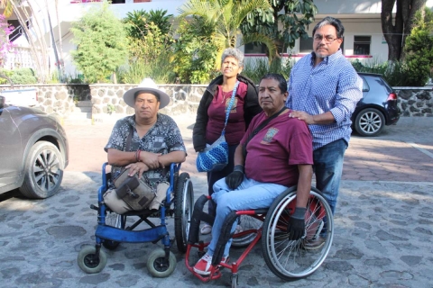 Representantes de organizaciones civiles plantearon la creaci&oacute;n de paraderos del transporte p&uacute;blico exclusivos para personas con discapacidad. 