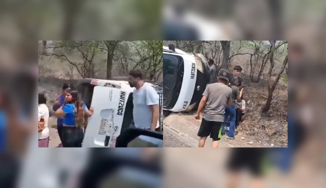 Vuelca una combi en Tlaquiltenango; hay diez lesionados