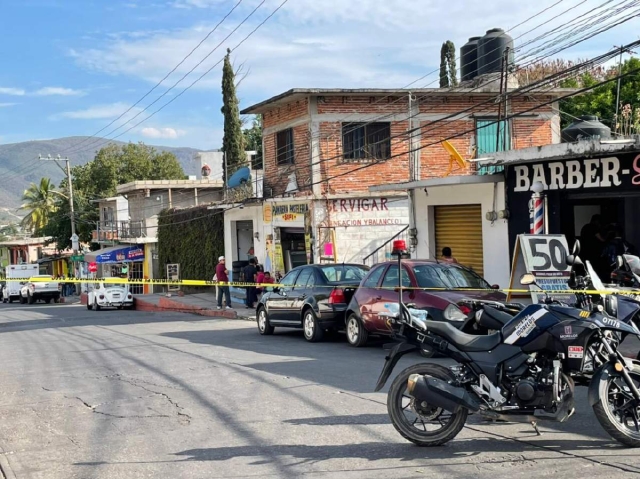 El hombre recibió varios disparos.