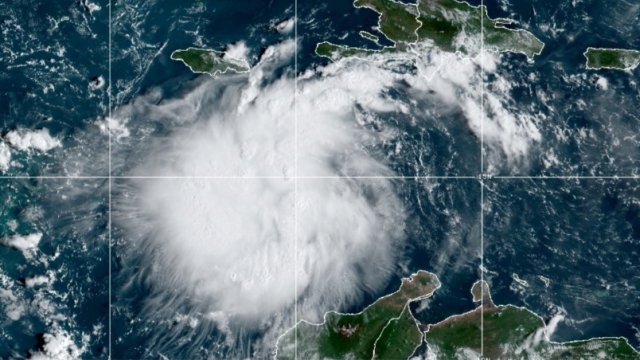 Tormenta tropical Ian podría llegar a la costa de Florida como fuerte huracán