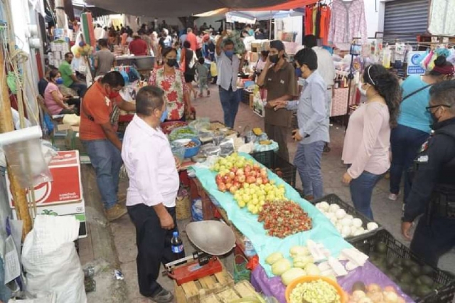  Cada comerciante fue visitado para recordarle el cambio del semáforo y a fin de reforzar las medidas sanitarias.