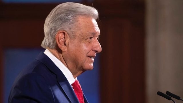 ‘Mapaches’, fraudulentos y oligarcas electorales entre convocantes a marcha del INE: AMLO