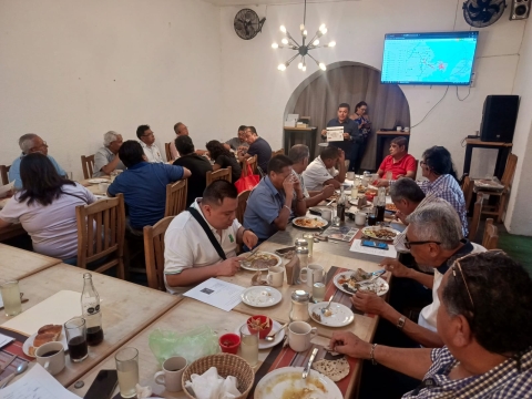 Solicitarán taxistas descuentos y subsidios en pago de derechos de control vehicular