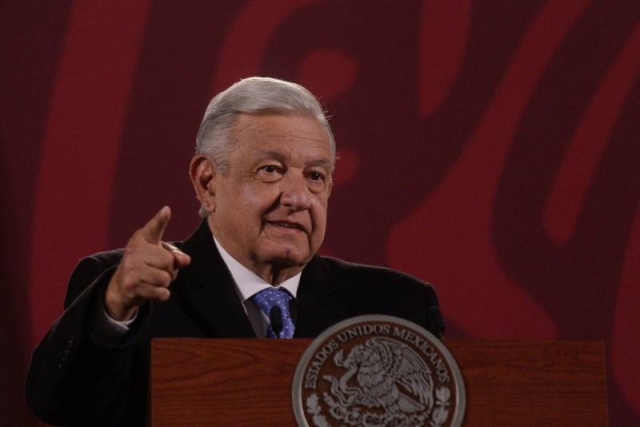 Reforma electoral: AMLO afirma que no habrá ‘purga’ en Morena tras voto en contra de Monreal