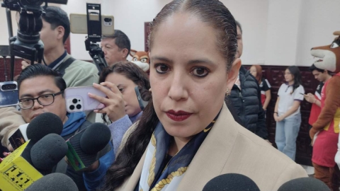 Karla Herrera señaló que con esa medida se pretende que los alumnos pongan atención en sus clases.