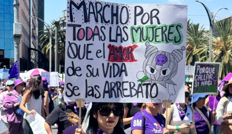 Los Carteles Más Creativos y Poderosos de la Marcha del 8 de Marzo