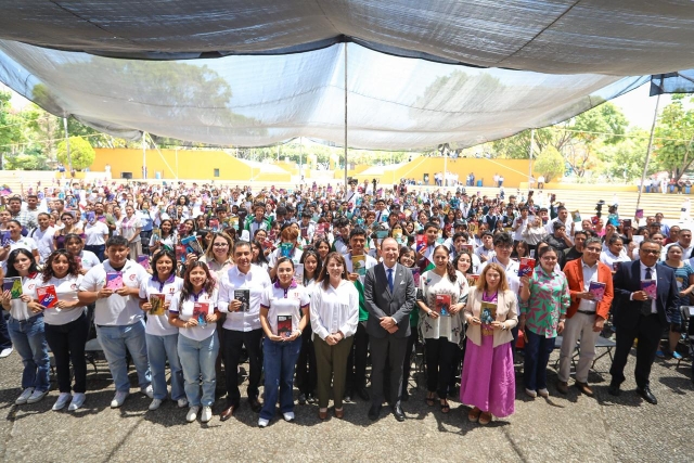 Promueve gobernadora Margarita Gonz&aacute;lez Saravia el h&aacute;bito de la lectura entre ni&ntilde;as, ni&ntilde;os y j&oacute;venes