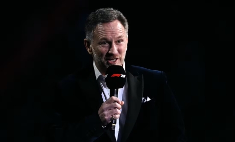 Abucheos a Christian Horner durante la presentación del RB21 de Red Bull