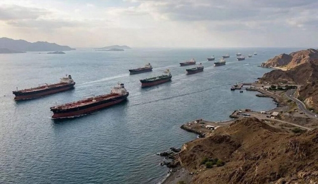 Ir&aacute;n autoriza paso de buques con alimentos y ayuda por estrecho de Ormuz