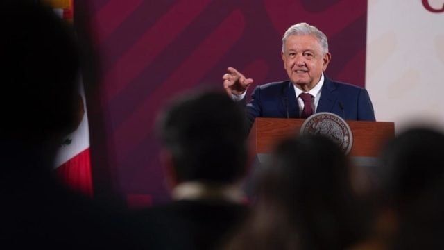 Al INE y a los conservadores les molesta la democracia: AMLO
