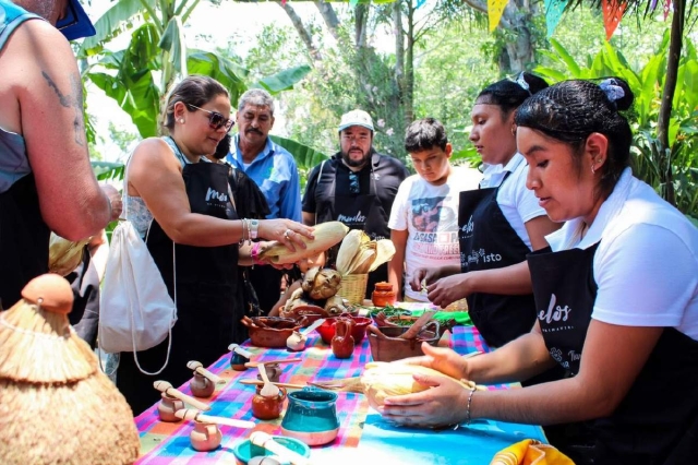 Se promueve gastronomía tradicional y riquezas naturales de Morelos en encuentro internacional de turismo 