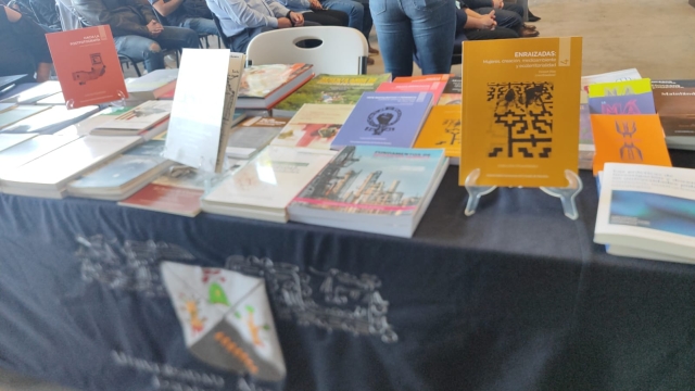 Inicia Feria Universitaria del Libro 2025 en la UAEM