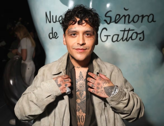 Christian Nodal deslumbró en la pasarela de Dior en París
