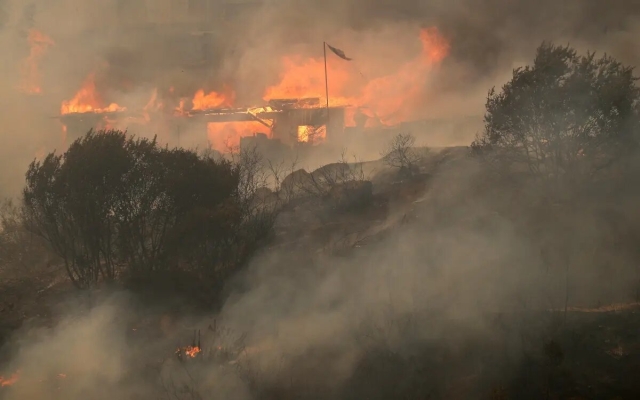 Incendios dejan 123 muertos y 300 desaparecidos en Chile