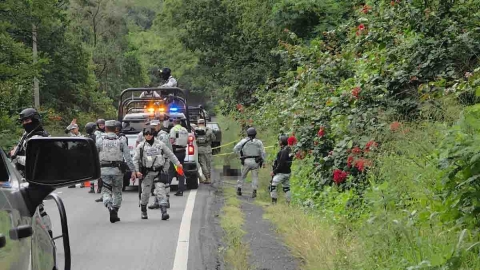 Automovilistas que circulaban por la zona reportaron el hecho.