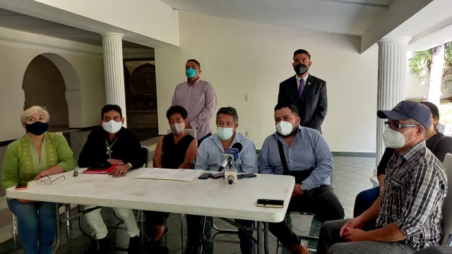 Exigen resolver problema de falta de agua; amenazan con cerrar accesos a Cuernavaca