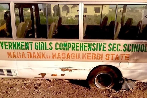 Hombres armados secuestran a 25 ni&ntilde;as de escuela en Nigeria