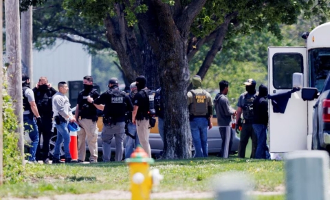 Al menos 75 migrantes detenidos tras redada en Omaha, Nebraska