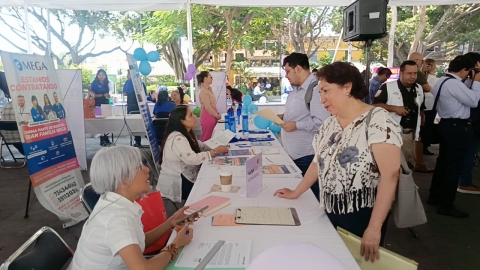 Llevan a cabo &#039;Feria nacional de empleo para las mujeres&#039; en Cuernavaca