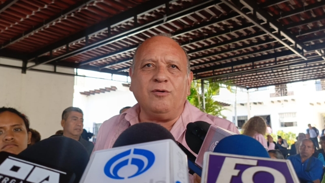 Realizan en SNTE pago de prima de antigüedad a 81 docentes jubilados