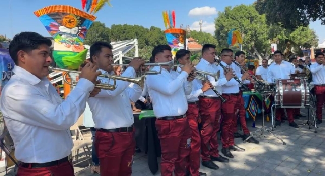 Este fin de semana se estren&oacute; el nuevo son, que se tocar&aacute; durante la fiesta de carnaval, pr&oacute;xima a realizarse.