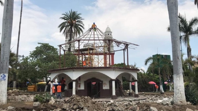  La demolición en el zócalo ha avanzado rápido.