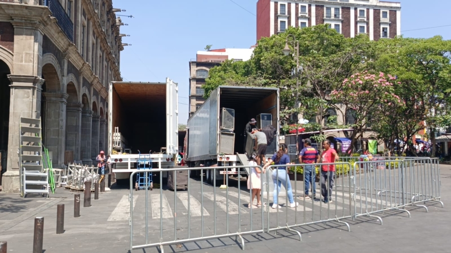 Cerrada calle Galeana en el centro de Cuernavaca, por preparativos de mitin