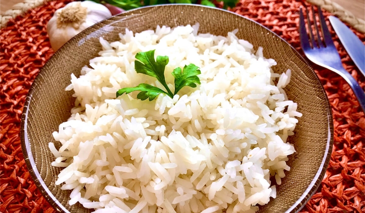 ¿Cómo preparar arroz blanco? Checa esta receta