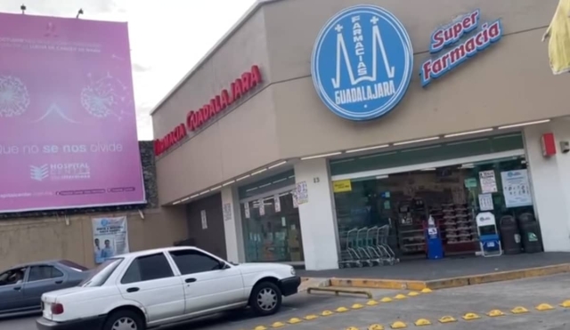 Robaron cinco mil pesos en una farmacia