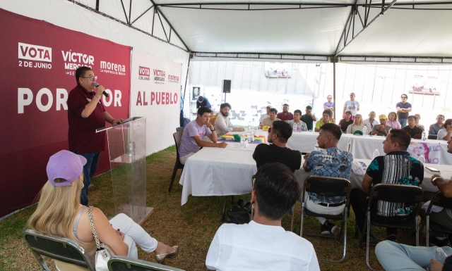 Víctor Mercado y &#039;Nación Orgullo&#039; y &#039;Positivos Morelos&#039; firman compromiso contra la discriminación LGBTTIQ+