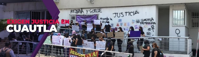 Feministas y familiares de las víctimas se manifestaron en los juzgados para exigir justicia.