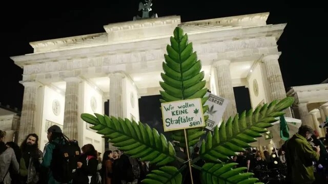 Alemania legaliza el consumo recreativo de cannabis