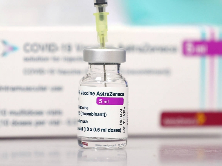 AstraZeneca rebaja del 79 al 76% la efectividad de su vacuna tras el estudio de EEUU