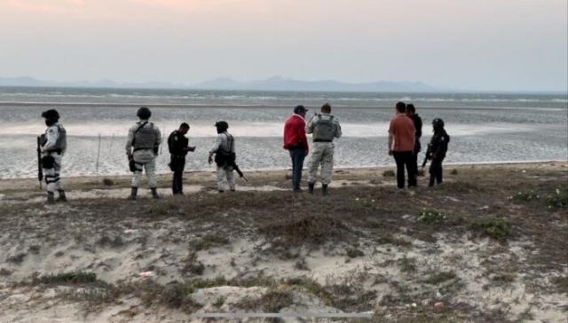 Hallan ocho cuerpos de migrantes chinos en Playa Vicente, Oaxaca
