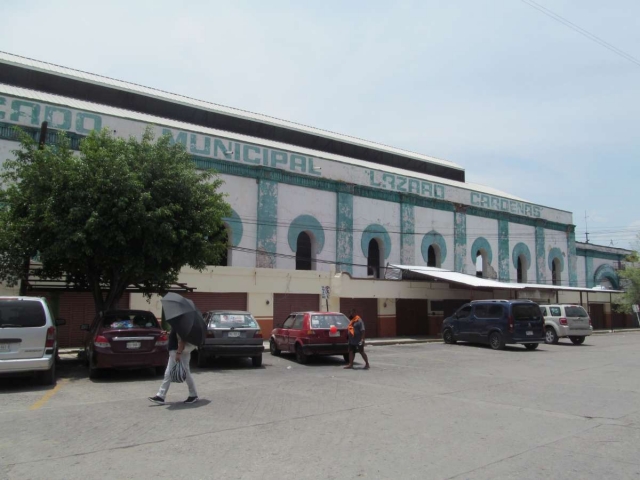 Otra vez se anunció que se continuarán los trabajos de rehabilitación del mercado de Zacatepec, pero todavía no hay fecha.